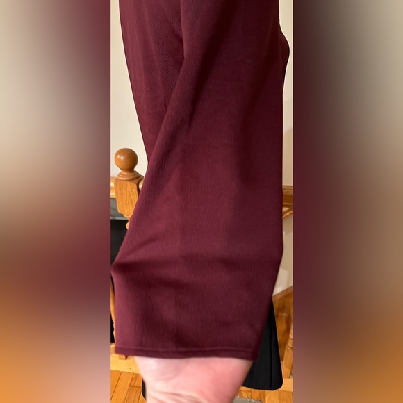 Ann Taylor Burgundy 3/4 Sleeves Front Bow Light Material No Tag Sz M. Zip OnSide - Picture 7 of 11
